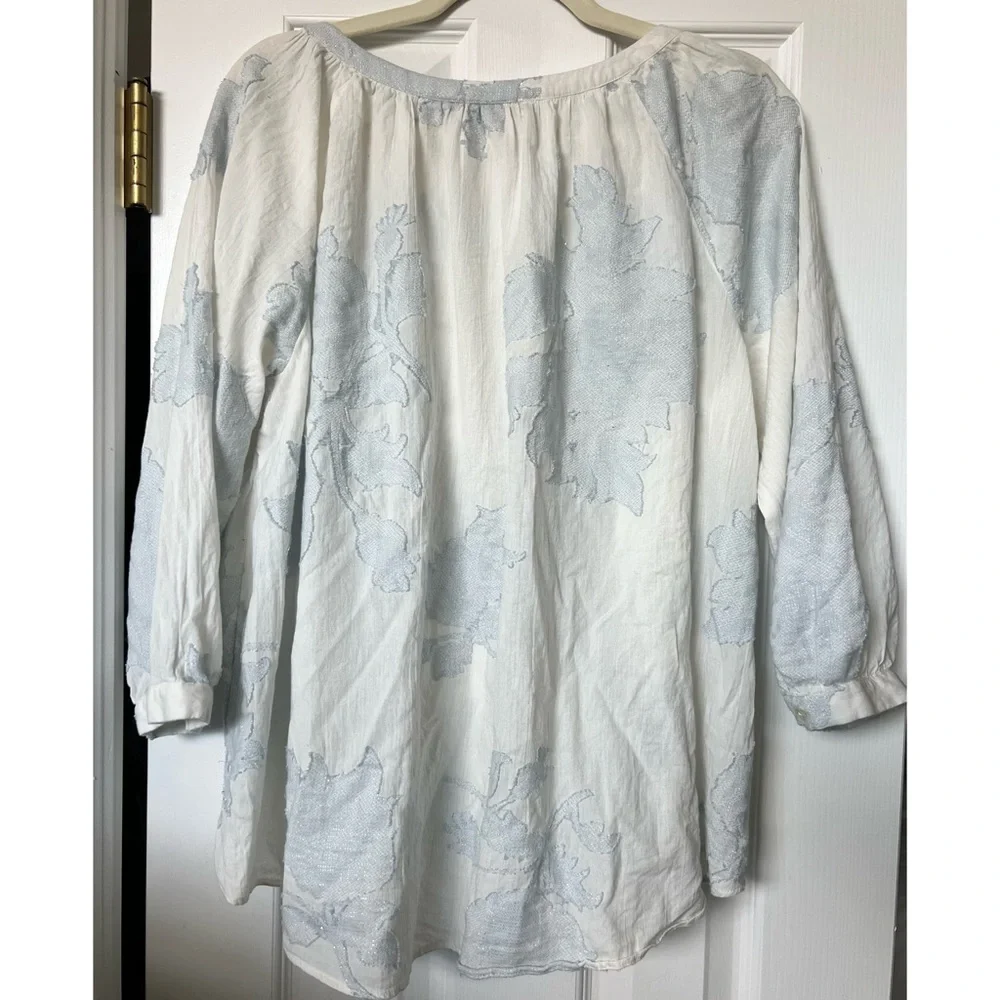 LOFT blouse - Picture 2 of 4